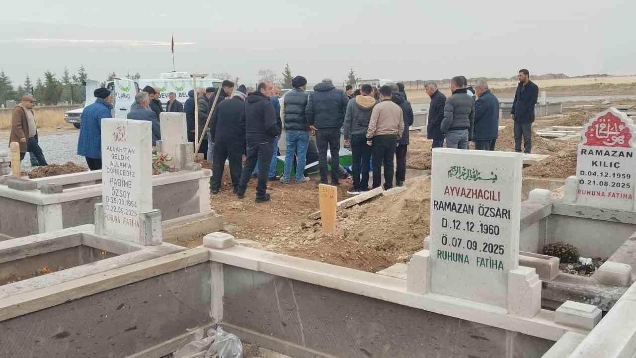 Gaziantep'te Boşandığı Eşi Tarafından Öldürülen Kadın Kayseri'de Defnedildi