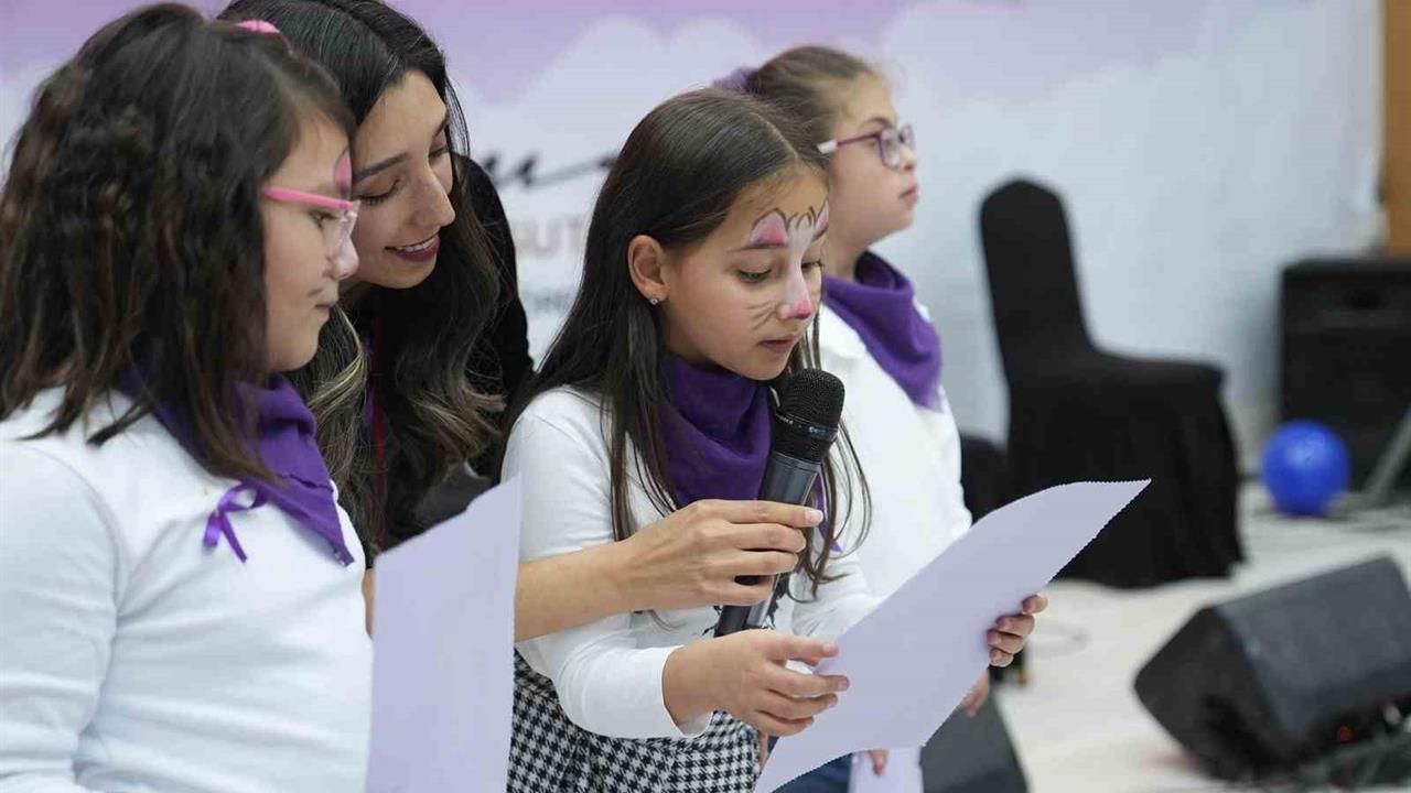 Keçiören'de 3 Aralık Dünya Engelliler Günü dolayısıyla renkli bir etkinlik düzenlendi.