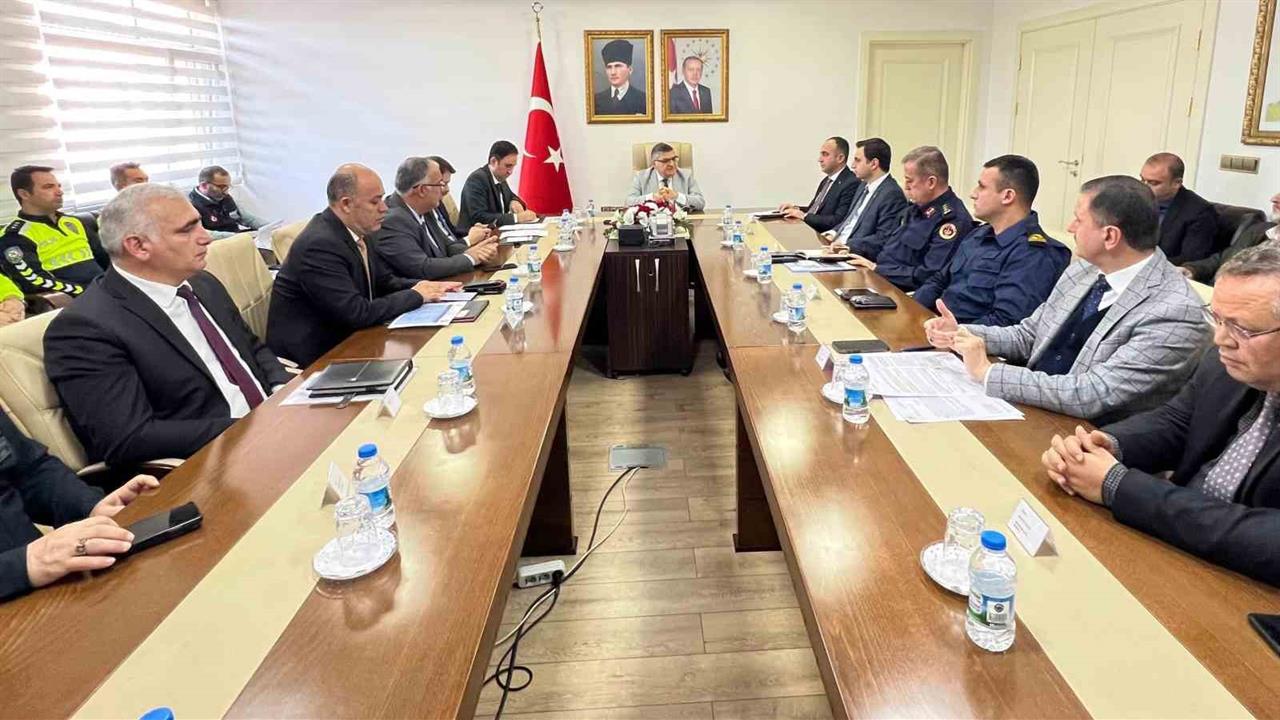 Sinop Merkez'de Kış Mevsimi İçin Trafik Tedbirleri Gözden Geçirildi