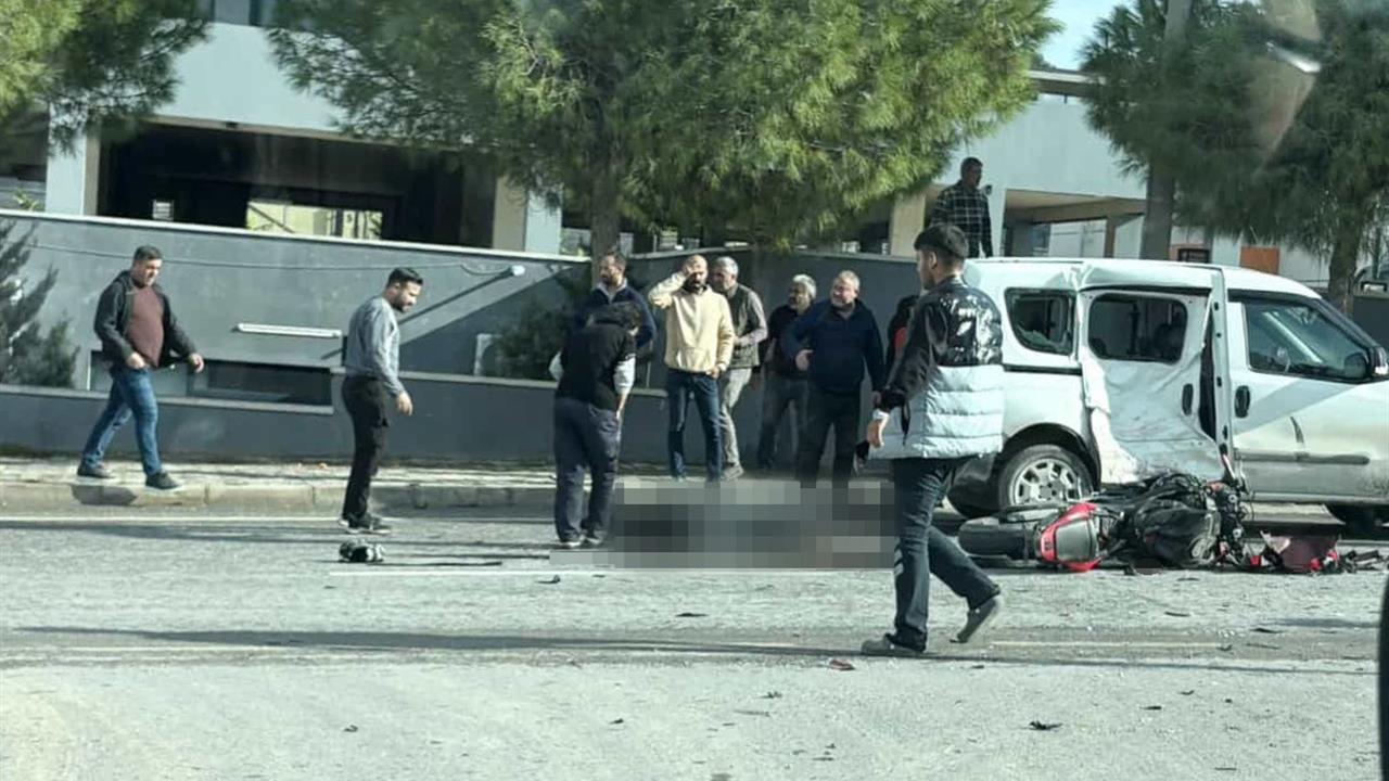 Çeşme'de Gerçekleşen Motosiklet Kazasında İki Kişi Hayatını Kaybetti