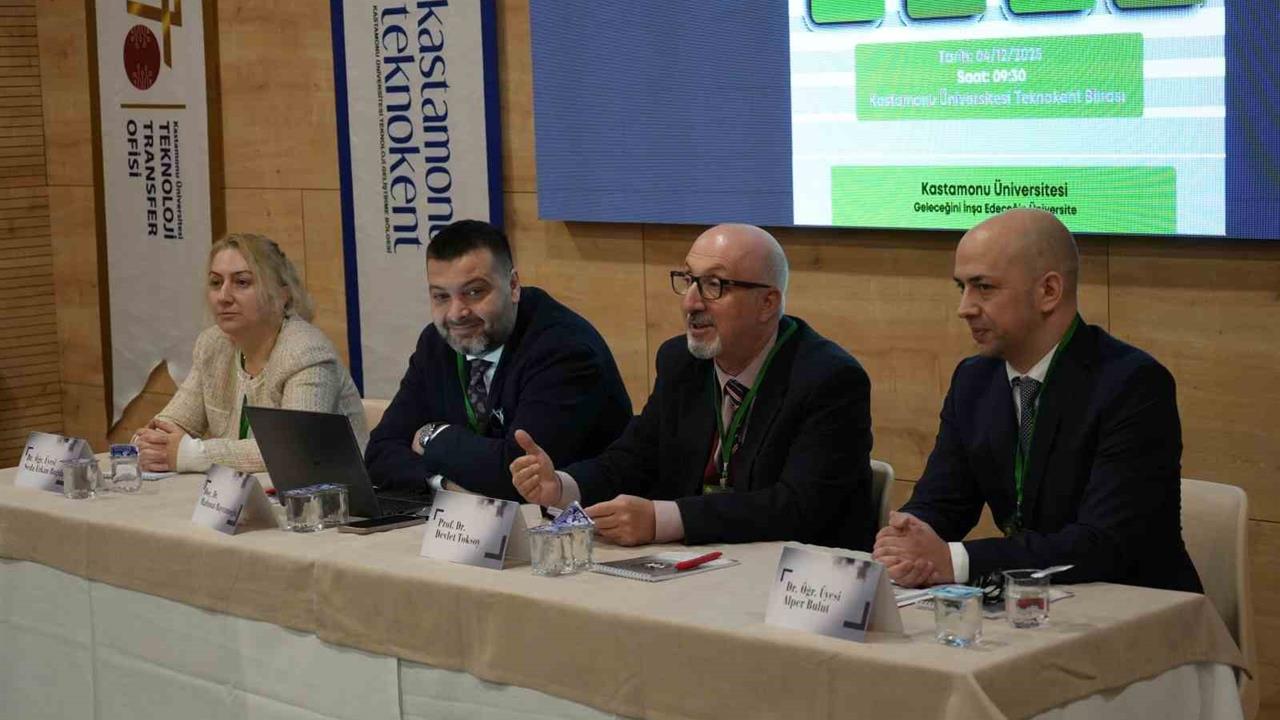 Kastamonu'da Prof. Dr. Toksoy, 2035'te Himalaya'da buz kalmayacağını ve sıcaklık artışlarının ekonomik etkilerini anlattı.