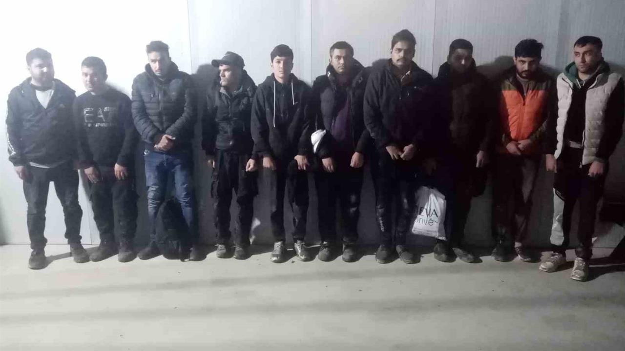 Edirne Uzunköprü'de Sınırda Yakalanan 20 Kaçak Göçmen Hakkında Bilgi Verildi
