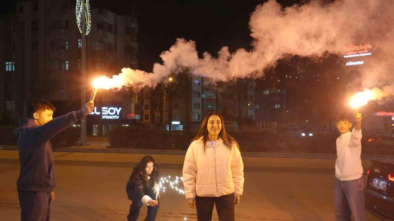 Kastamonu'da Dünya Şampiyonu Asuman Çığlıoğlu'na Coşkulu Bir Karşılama Yapıldı