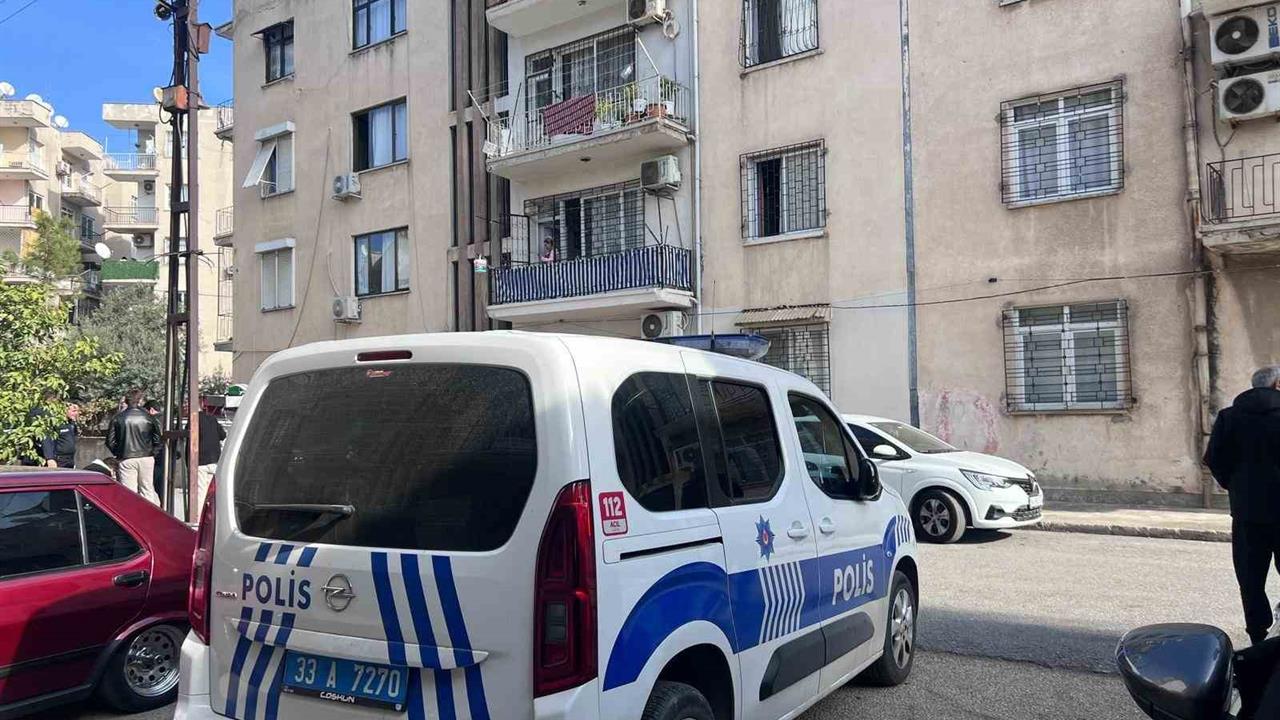 Mersin Akdeniz'de 3 Kişiyi Katleden Zanlı Tutuklandı