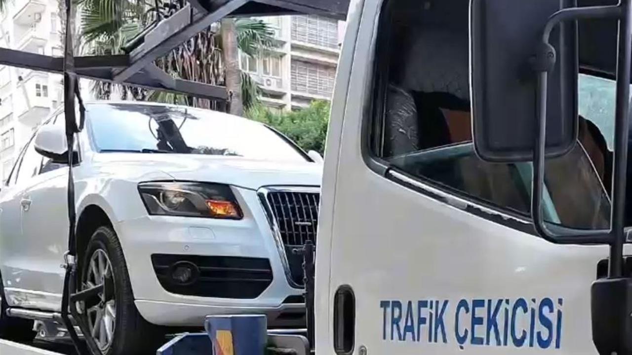 Adana'da Engelli Park Yerlerine Hatalı Park Eden Sürücülere Ceza Uygulandı.