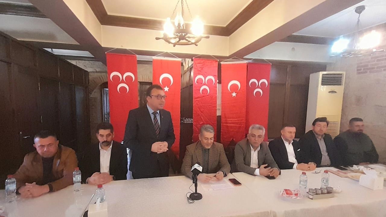 Tarsus MHP İlçe Teşkilatı, Milletvekili Uysal'ın Katılımıyla Basın Toplantısı Düzenledi