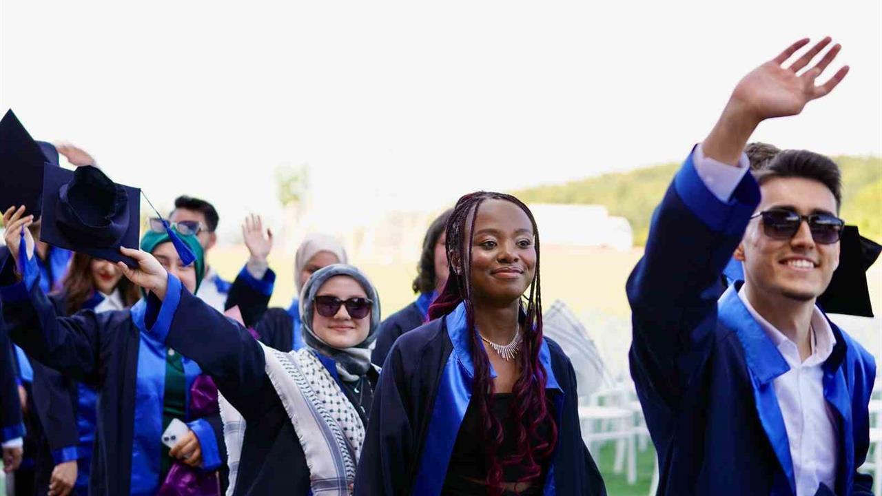 Sakarya'da 109 Ülkeden 6 Bin 549 Uluslararası Öğrenci Eğitim Görüyor