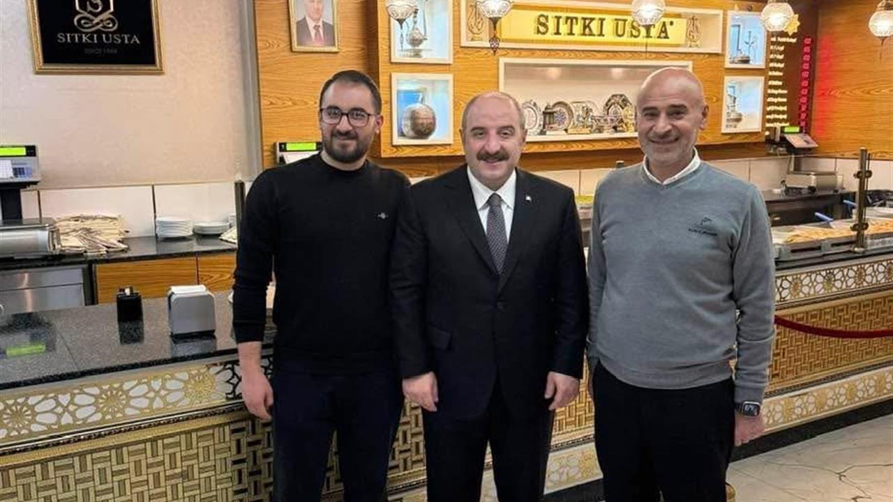 Diyarbakır'daki Sıtkı Usta'ya Mustafa Varank Ziyaret Gerçekleştirdi