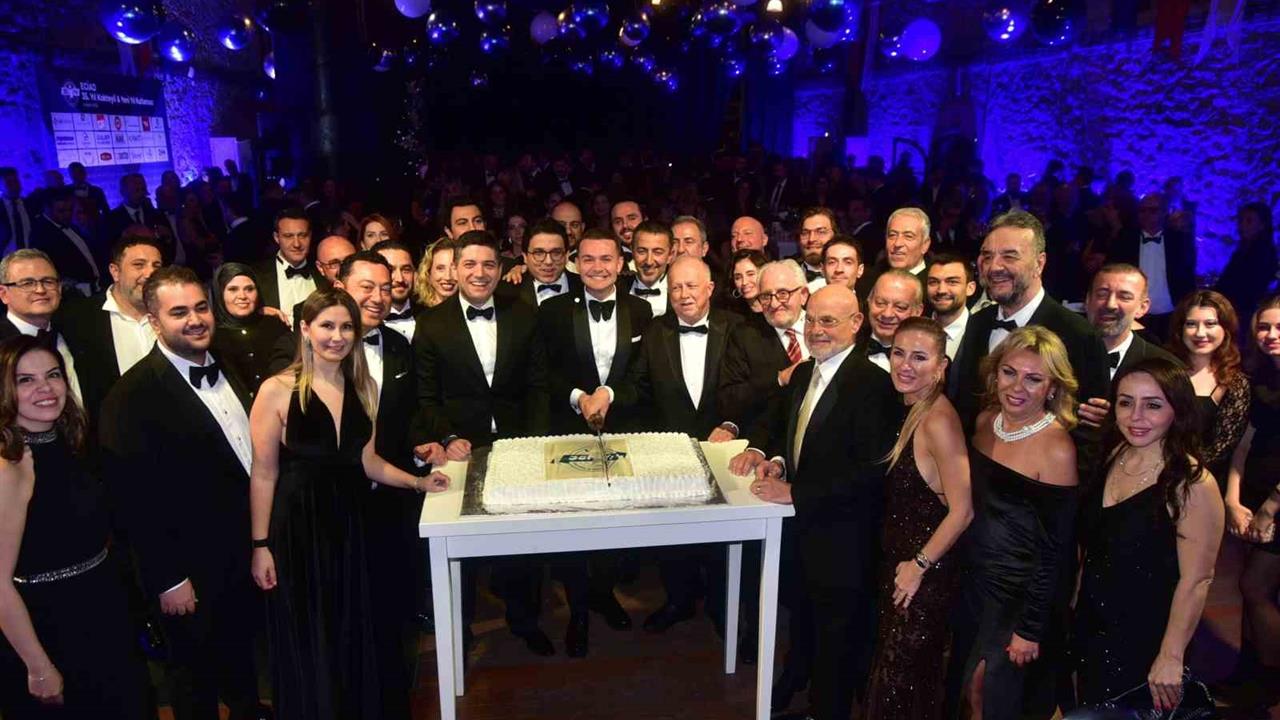 İzmir'de EGİAD 35. Yıl Kutlamasıyla Dönüşüm Vizyonunu Paylaştı