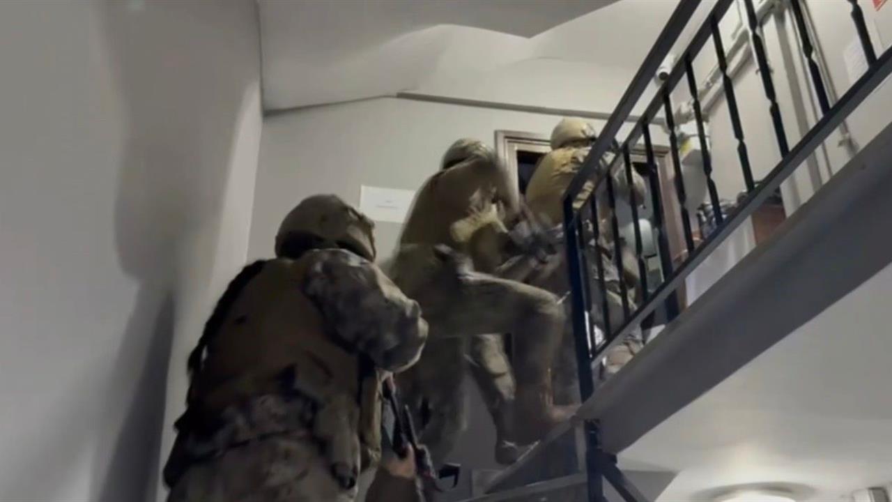 İstanbul'da Gerçekleştirilen Operasyonda 9 Şüpheli Gözaltına Alındı