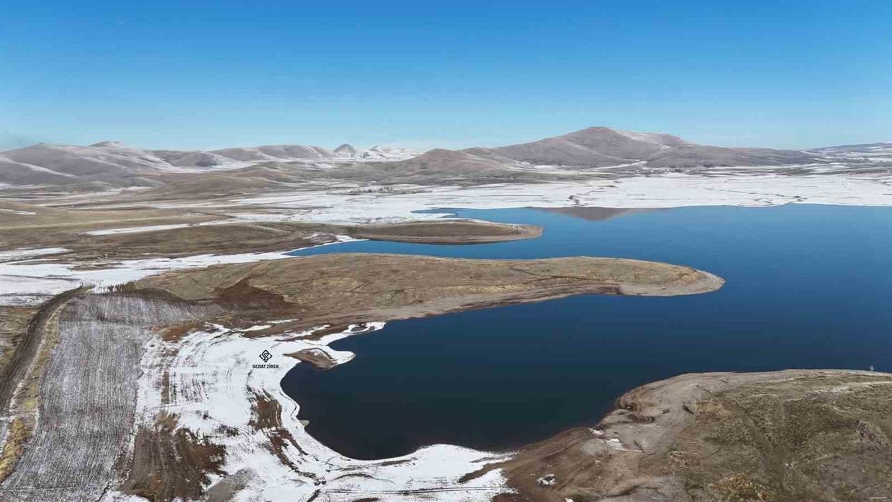 Ağrı Patnos Barajı'nda Kışın Eşsiz Güzellikleri Ziyaretçileri Kendine Çekiyor