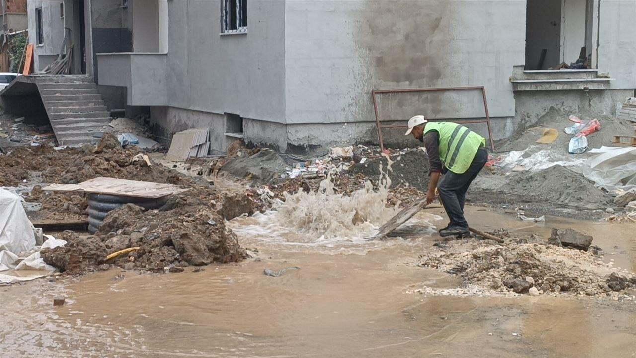Adıyaman'da İnşaat Çalışması Sırasında Doğal Gaz Borusu Delindi