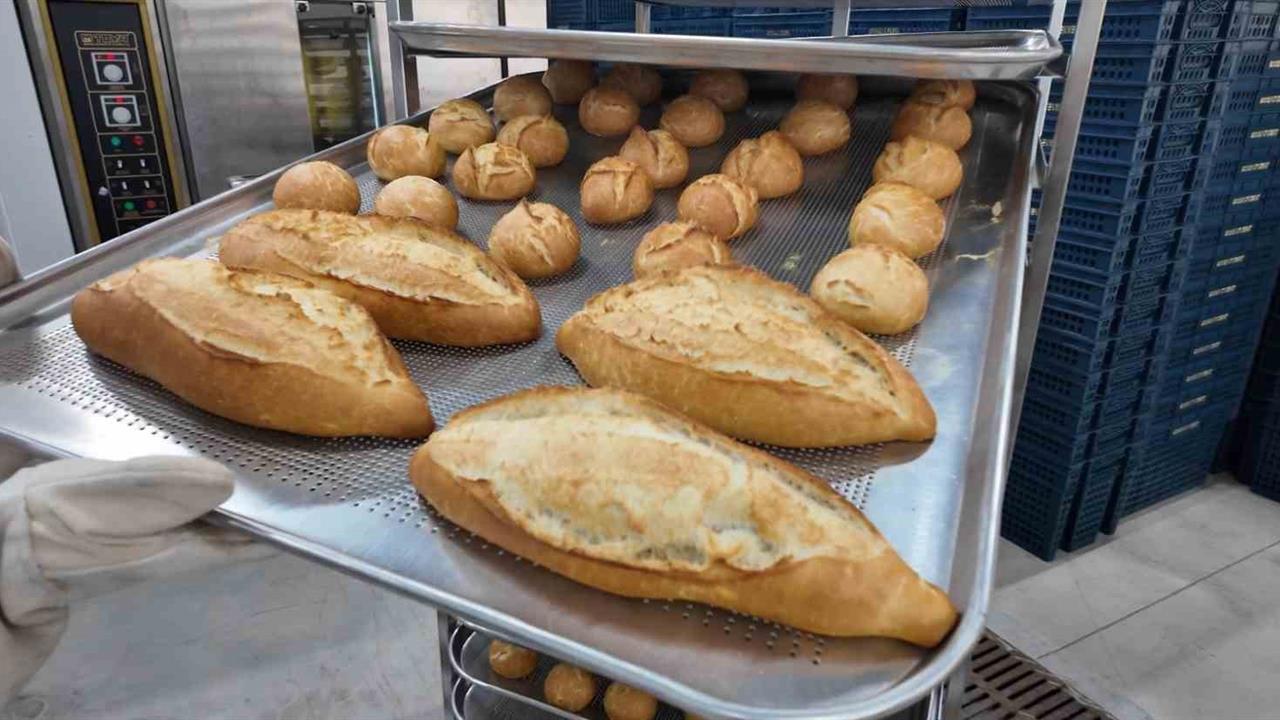 Ordu'da Halk Ekmek Üretim Tesisi ile 5 Milyon 800 Bin Ekmek Üretildi