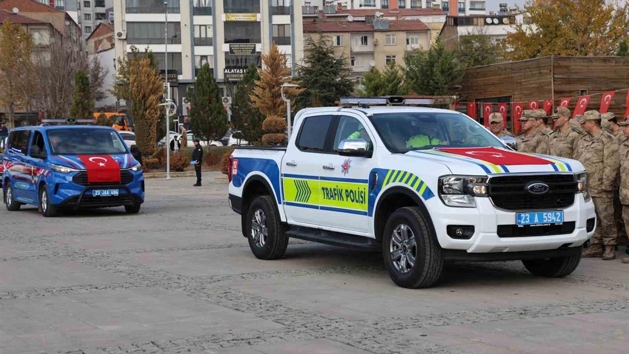 Elazığ'da Emniyet ve Jandarma Teşkilatına 84 Yeni Araç Tahsis Edildi