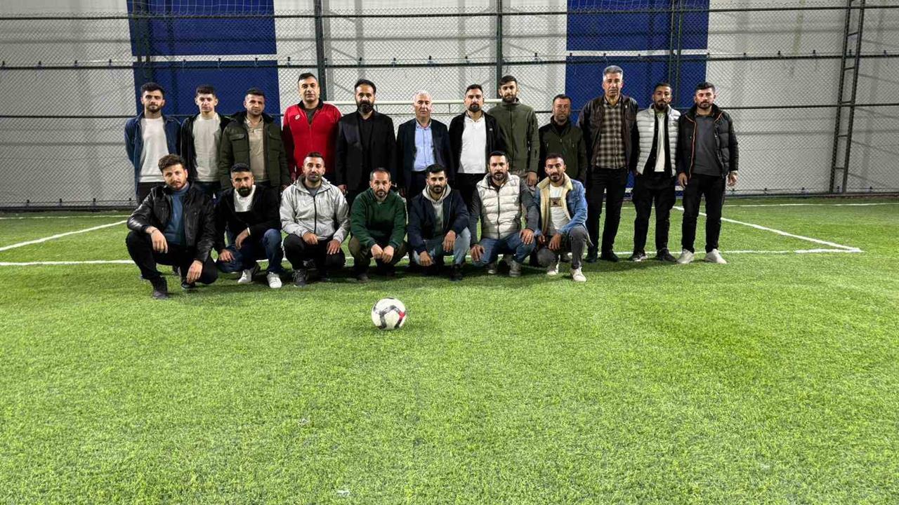 Batman Sason'da Gençler İçin Düzenlenen Futbol Turnuvasında Altın Ödüller Dağıtılacak
