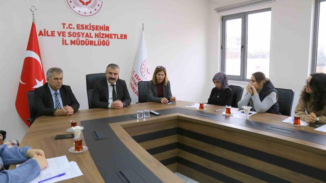 Eskişehir'de Şehit ve Gazi Yakınlarına Yönelik Sanat Programı Tanıtıldı