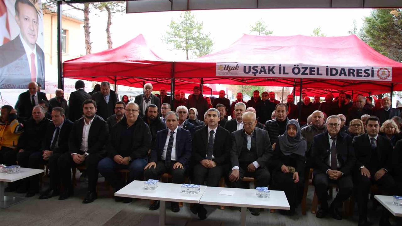 Uşak Karahallı'da Semra-Özkan Atak Hemodiyaliz Ünitesi Hizmete Girdi