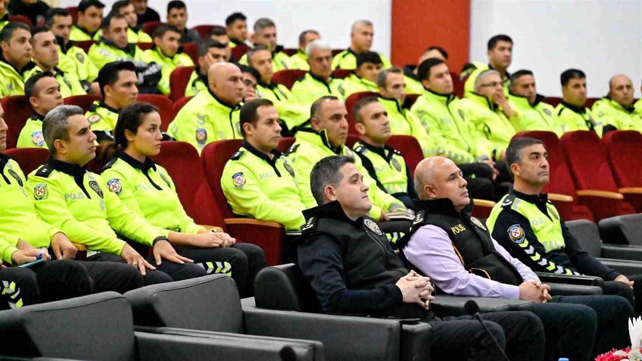 Malatya'da Trafik Değerlendirme Toplantısında Kazaların Önlenmesi Konuşuldu