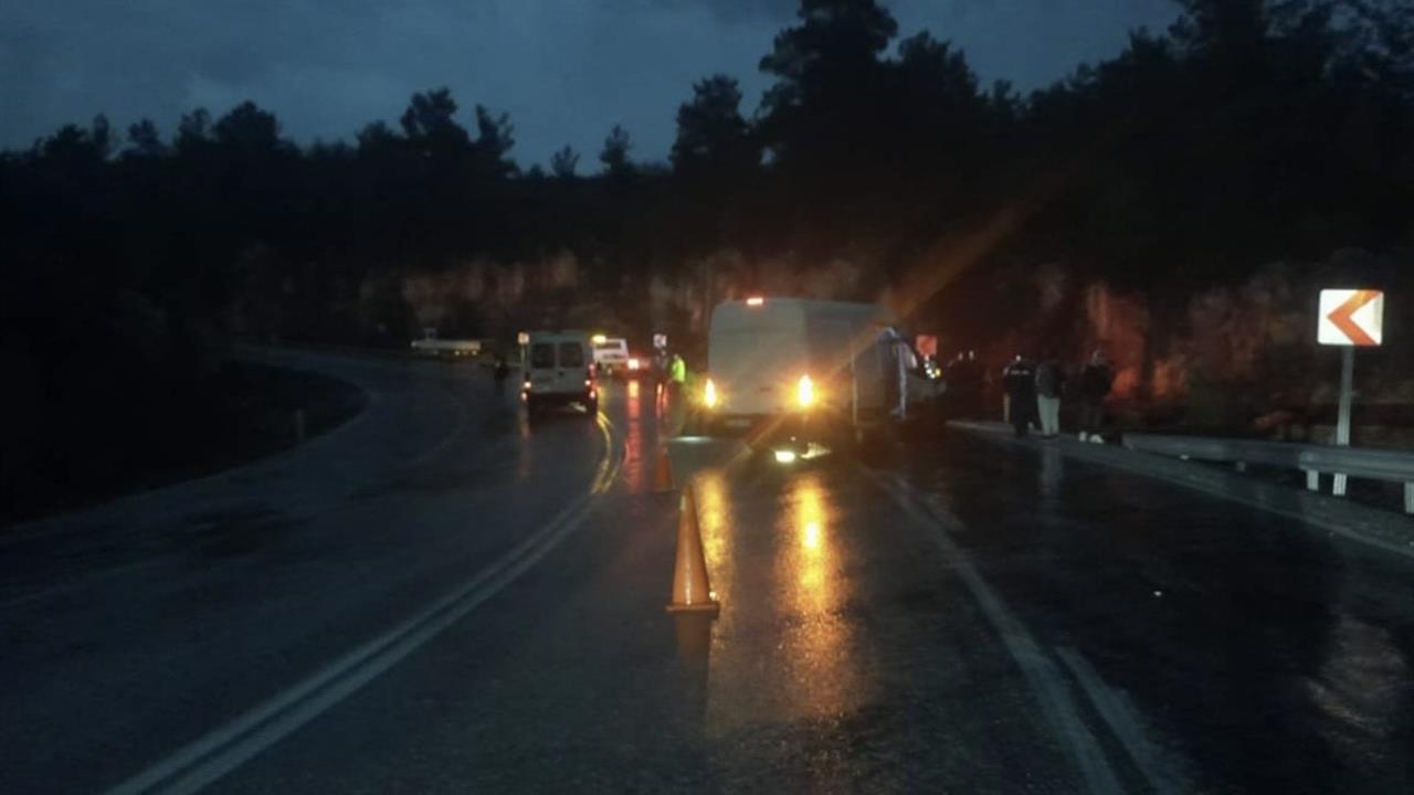 Antalya Akseki'de Meydana Gelen Trafik Kazasında 5 Kişi Yaralandı