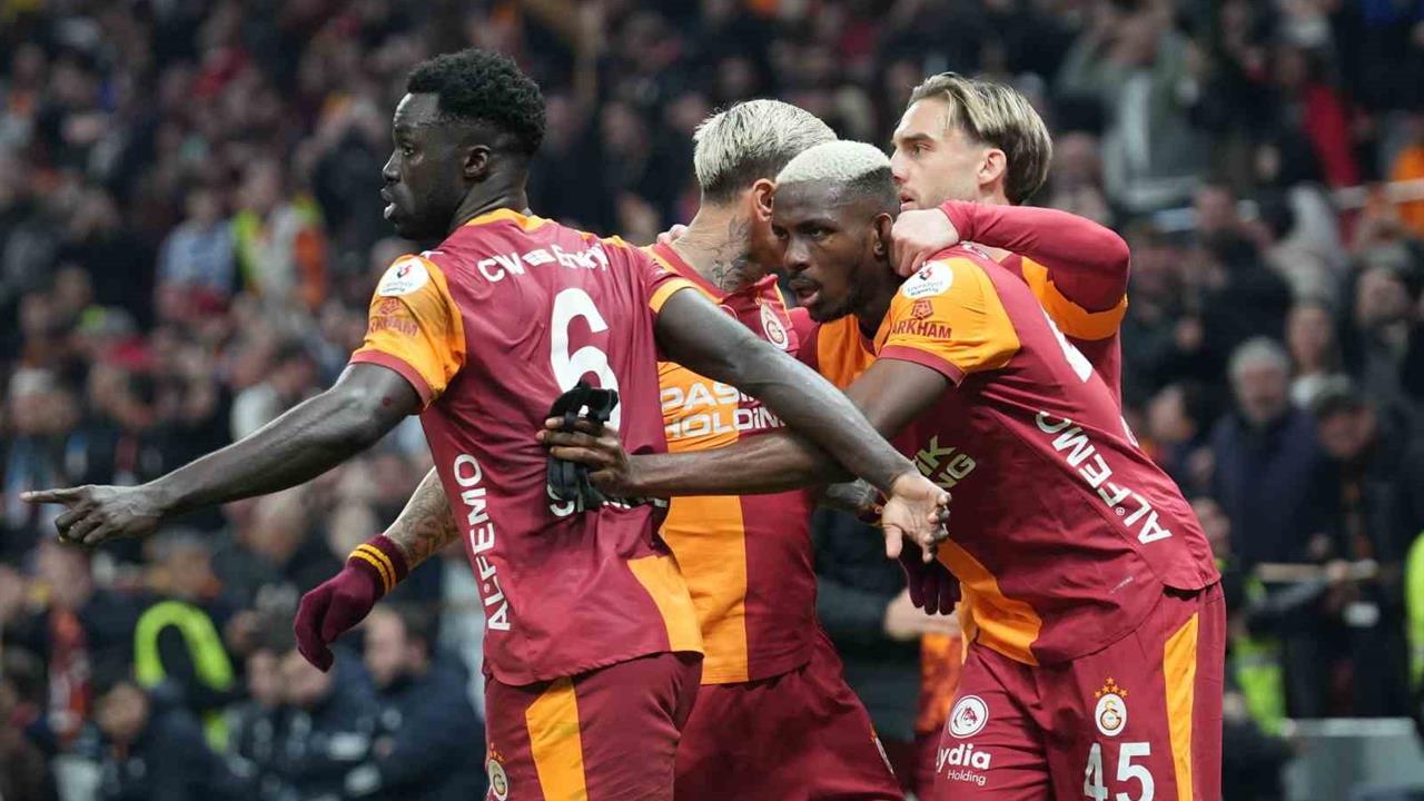 Galatasaray, Samsunspor'u 3-2'lik Skorla Mağlup Etti