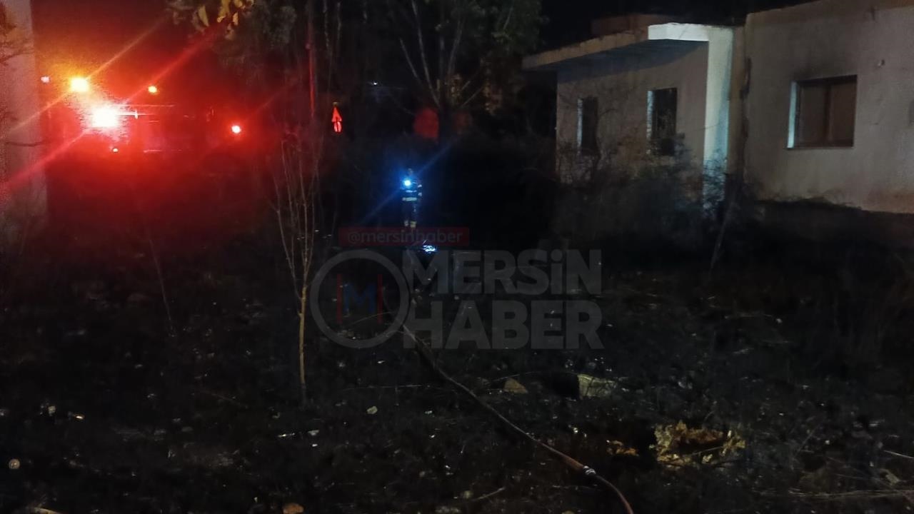 Mersin Silifke'de Bisiklet Tamircisinde Yangın Çıktı