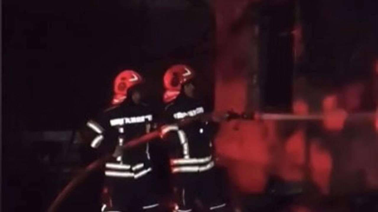 Osmaniye Yeniköy'de Mutfak Tüplerinin Bulunduğu Evde Yangın Çıktı