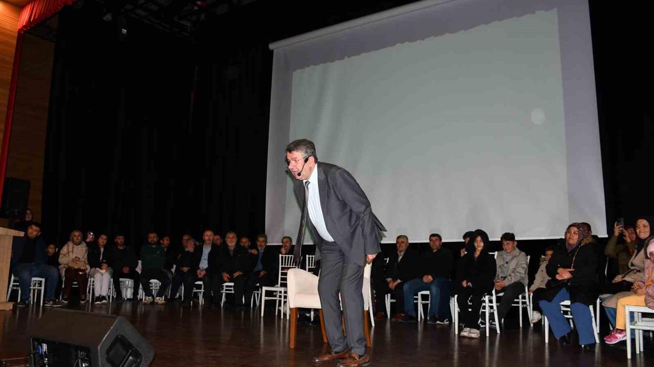 Vezirköprü'de "Mutlu Aile Mutlu Çocuk" Söyleşisi Büyük İlgi Gördü