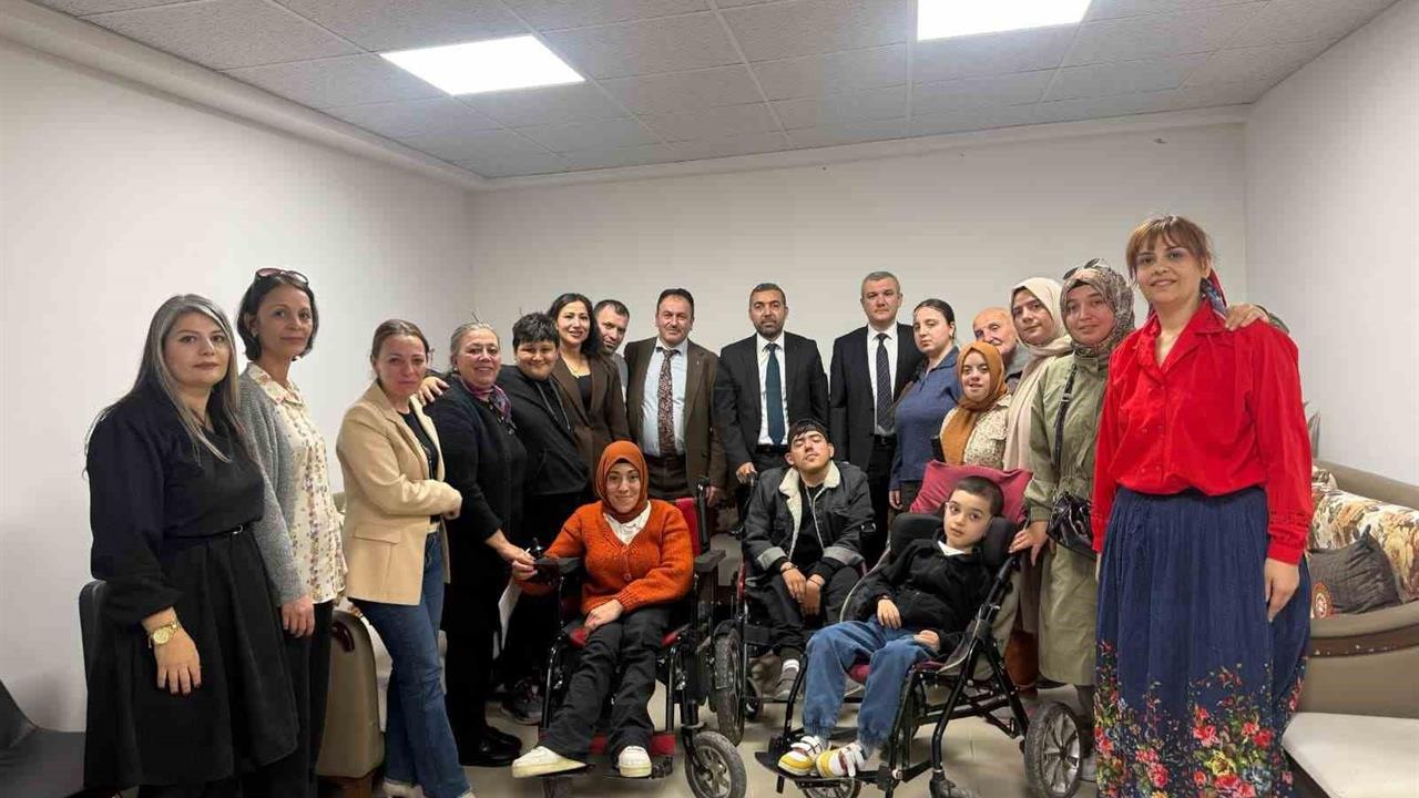 Bilecik Merkez'de Engelli Bireylere Yönelik Gönül Köprüsü Kuruldu