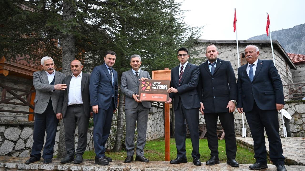 Antalya İbradı'da "En İyi Turizm Köyü" Tabelası Ormana Mahallesi'ne Yerleştirildi