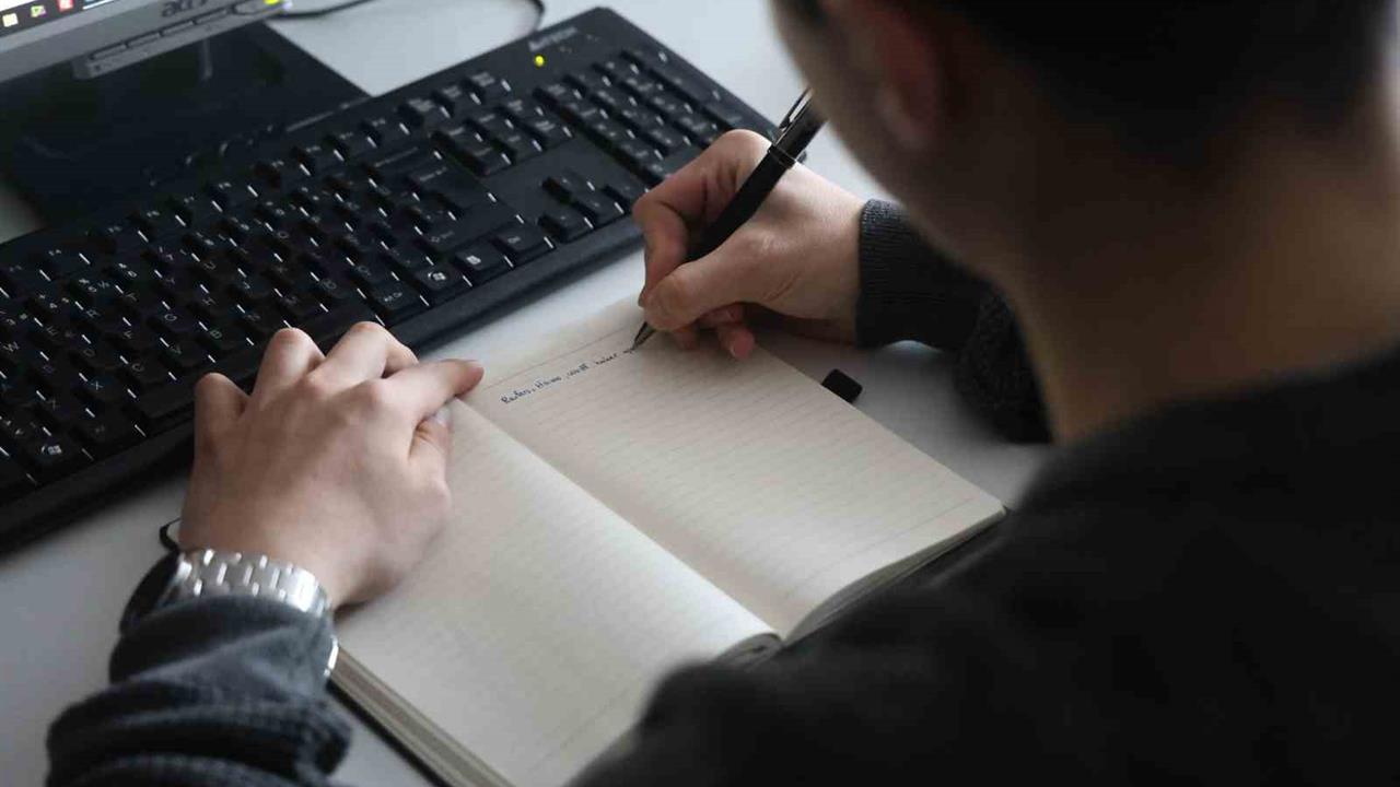 Konya'da Yeni Nesil Çocukların Yazı Yazma Becerilerinde Sorunlar Yaşanıyor