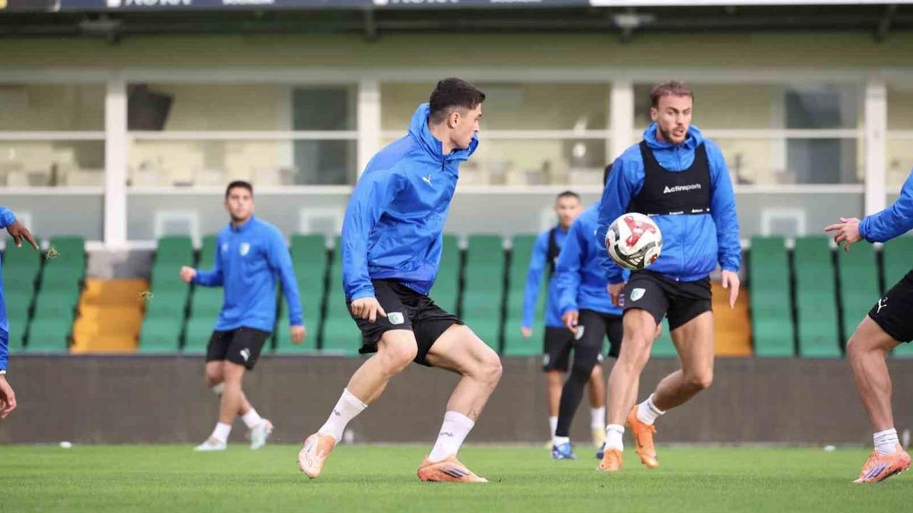 Muğla Bodrum'da Burhan Eşer, Bodrum FK'nın her maçının önemine vurgu yaptı