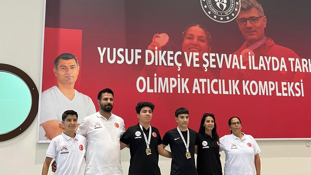 Aydın'da U16 Tabanca Branşında Türkiye Şampiyonu Olan Ahmet Oğuz Sayar, Avrupa Şampiyonası'nda Türkiye'yi Temsil Edecek.