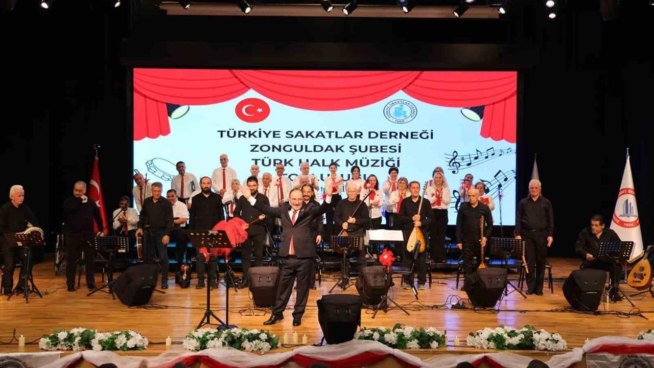 Zonguldak Bülent Ecevit Üniversitesi'nde Türk Halk Müziği Konseri Gerçekleşti
