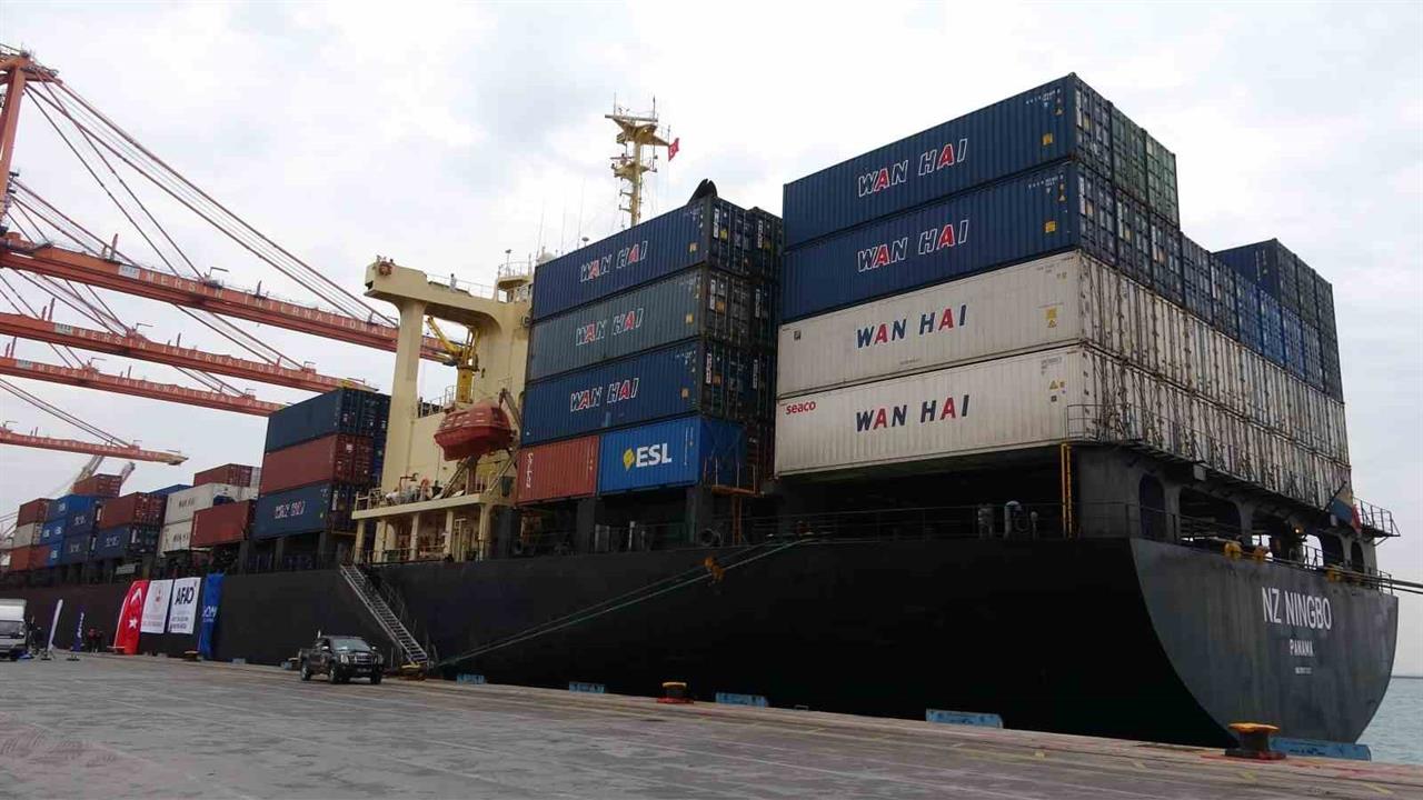 Mersin Limanı'ndan Sudan'a İyilik Gemisi Gönderildi
