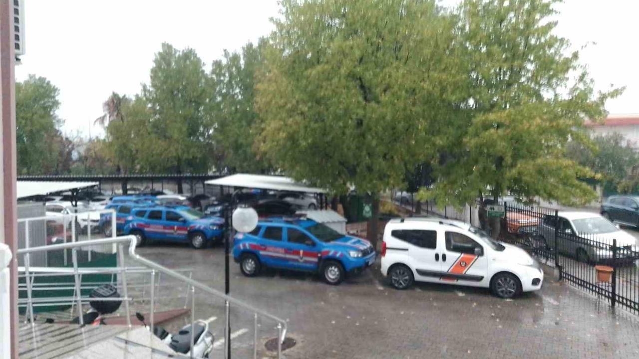 Muğla'da Düzenlenen Göçmen Kaçakçılığı Operasyonunda 10 Kişi Tutuklandı