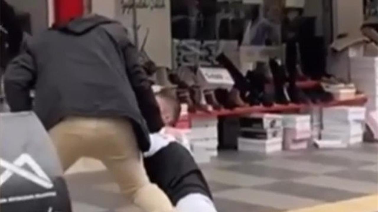 Mersin'de Gözaltına Alınmak İstenen Firari Şahıs Kelepçeli Kaçtı