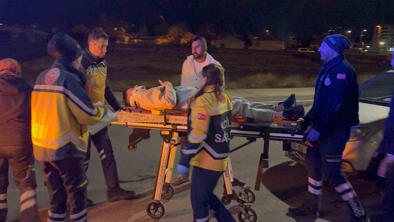 Kayseri'de Alkollü Sürücü, Kaza Sonrası Ekiplere Zorluk Çıkardı