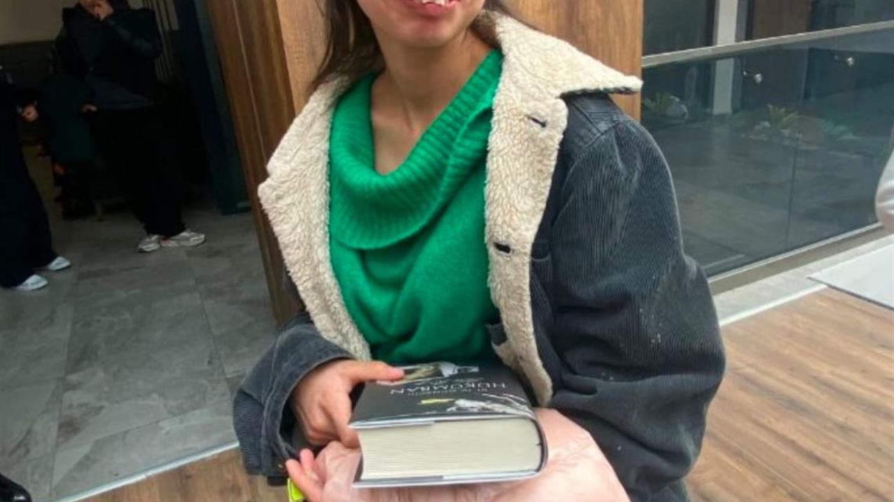 Elazığ'da Ekmek Almak İçin Dışarı Çıkan 18 Yaşındaki Kızdan Haber Alınamıyor