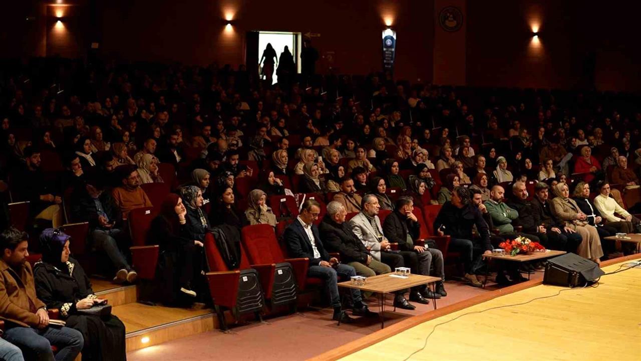 Bursa Kestel'de Mevlânâ’nın 752. Vuslat Yıldönümü İçin Anma Programı Düzenlendi