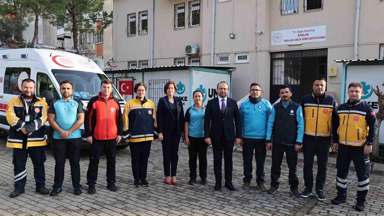 Aydın'da Sağlık Müdürü Şenkul, UMKE Ekibiyle Bir Araya Geldi