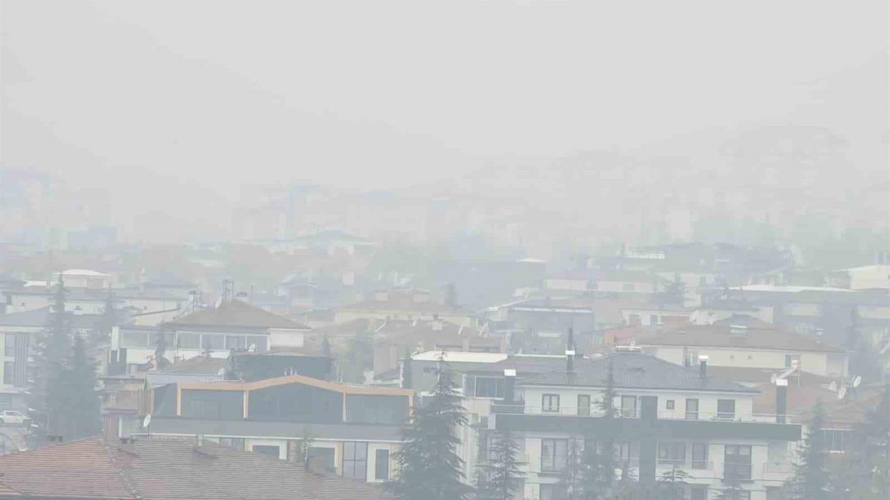 Elazığ Merkez'de Görüş Mesafesi Yerin 5 Metreye Kadar Düştü