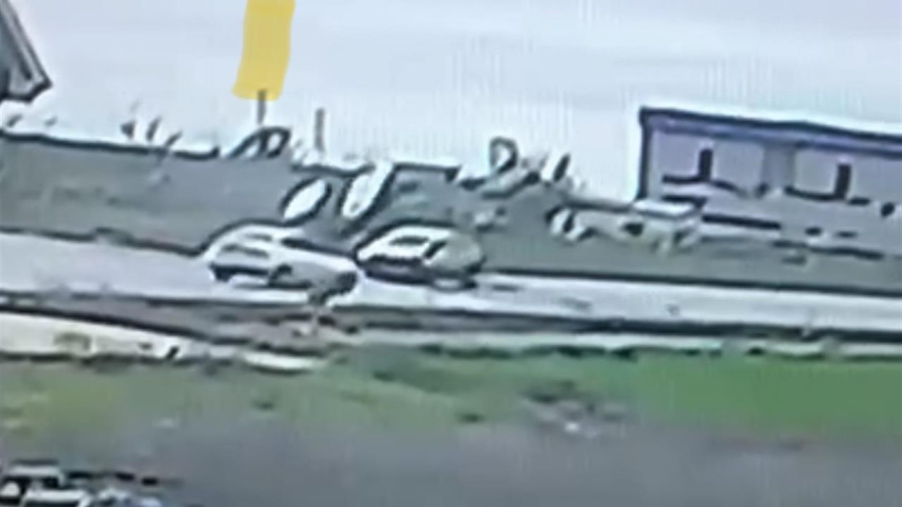 Edirne'de İki Otomobilin Çarpışması Sonucu Takla Atan Araçta 2 Yaralı