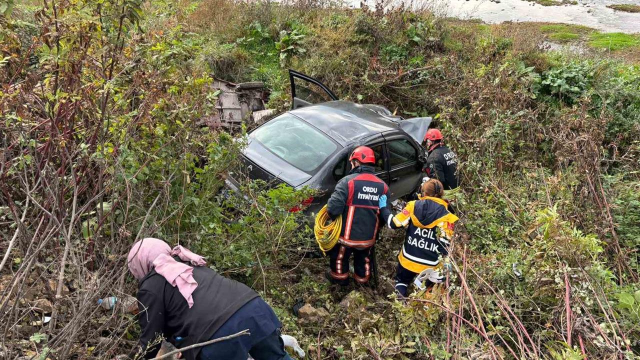 Ordu Fatsa'da Üç Tekerlekli Araç ile Otomobil Çarpıştı, 2 Kişi Hayatını Kaybetti