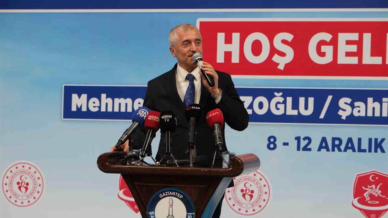 Gaziantep'te Türkiye Güreş Şampiyonası, 1500 Sporcu ile Başladı