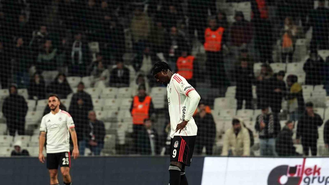 İstanbul Beşiktaş, Son 4 İç Saha Maçında Galibiyet Alamadı
