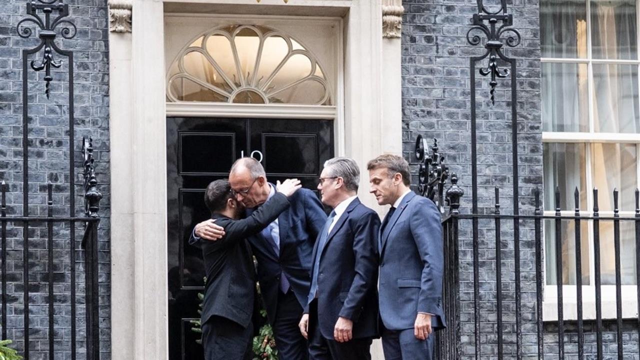 Zelenskiy, Londra'daki görüşmelerin verimli geçtiğini ve barış yönünde ilerleme kaydedildiğini açıkladı.