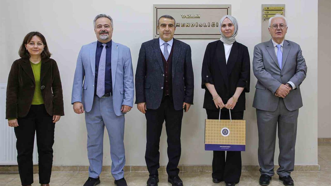 Erzurum Atatürk Üniversitesi Öğretim Üyesi Prof. Dr. Rabia Meryem Yılmaz, 2025 yılı üstün başarılı genç bilim insanı ödülüne layık görüldü.