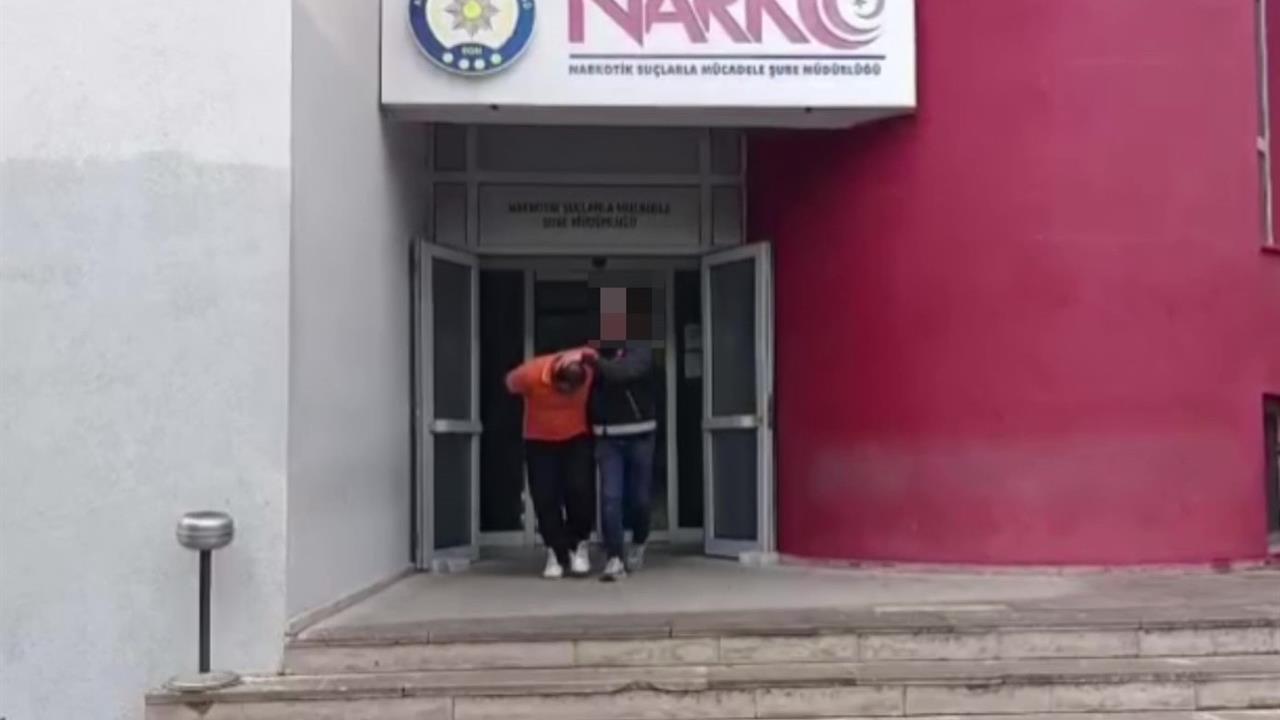 Adana'da Uyuşturucu Madde Ticareti Suçundan 28 Firari Hükümlü Yakalandı