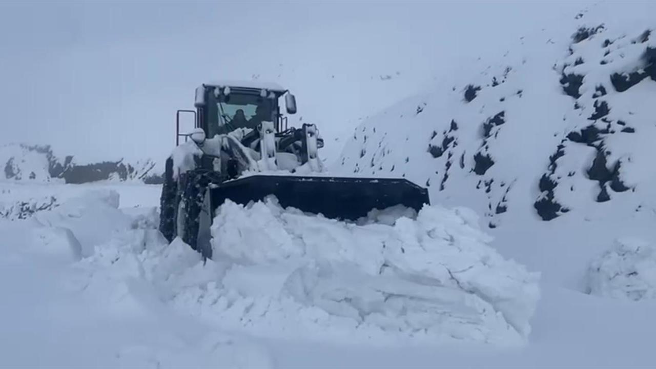 Şırnak Beytüşşebap'ta Kar Kalınlığı 50 Santimetreyi Geçti