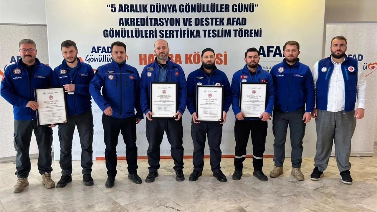 Aydın Nazilli İlçe Müftülüğü Arama Kurtarma Ekibi Sertifikasını Aldı